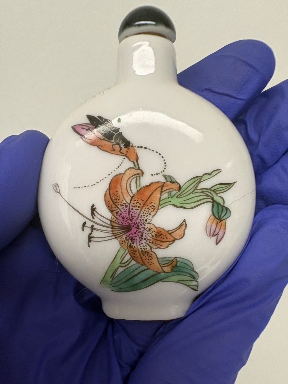 Antique Chinese Porcelain Snuff Bottle